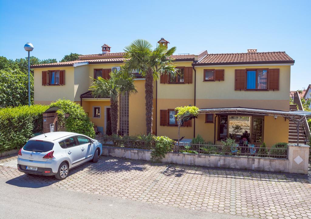 Apartments Masek Poreč Exterior foto